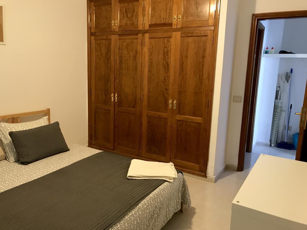Alhambra Apartamentos 蒂亚斯 外观 照片