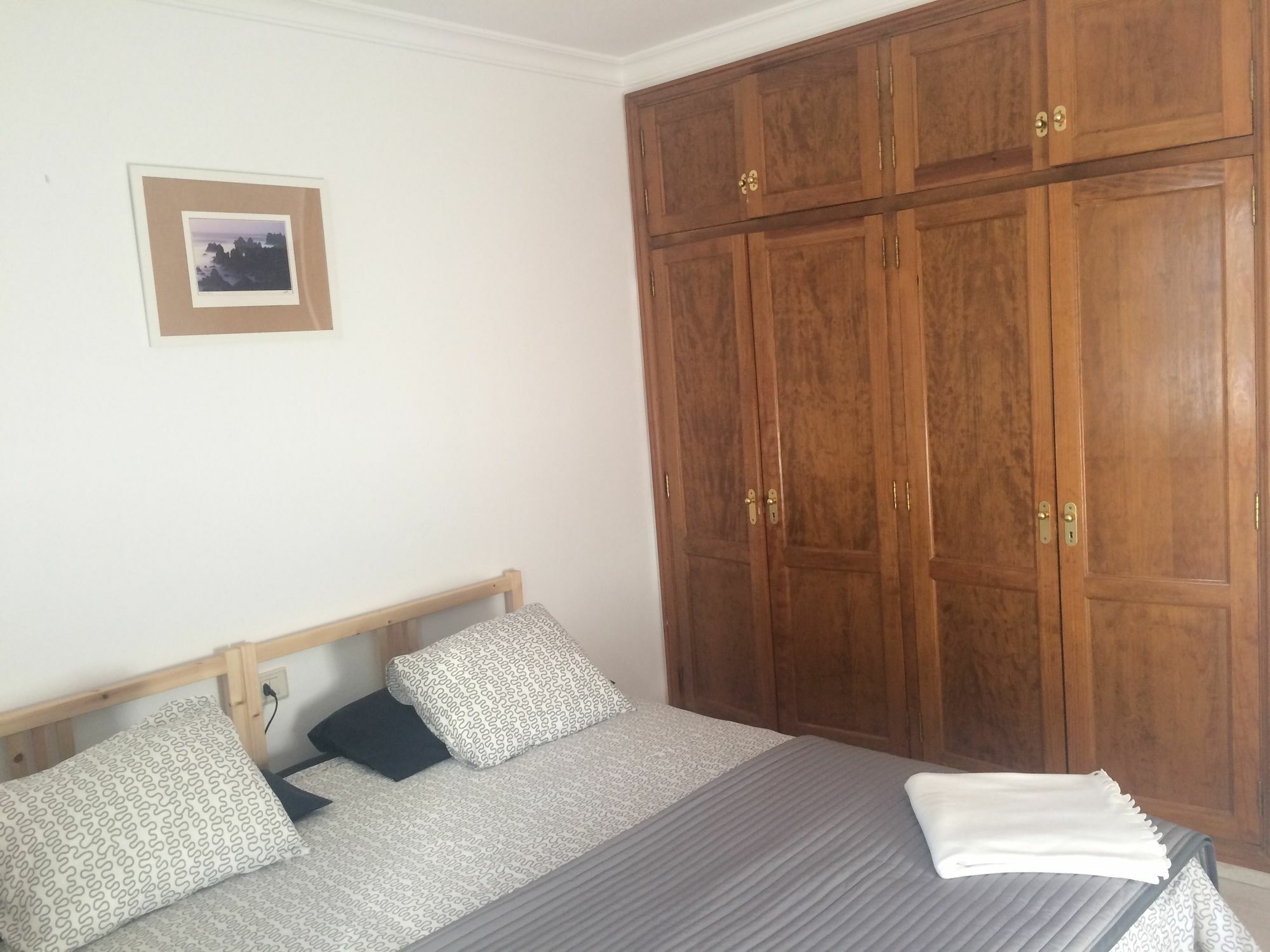 Alhambra Apartamentos 蒂亚斯 外观 照片